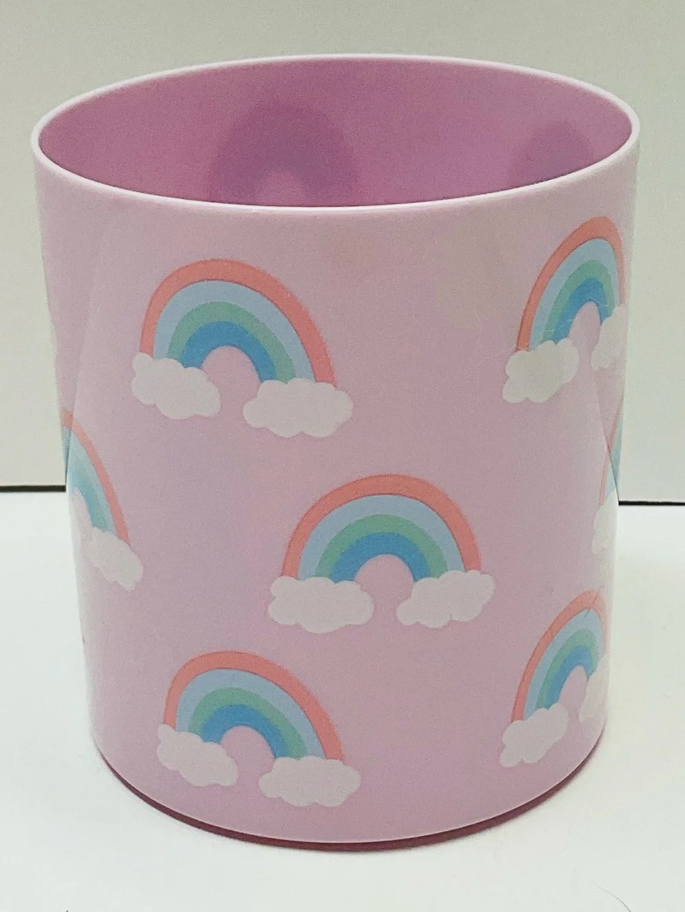 🌼4/$10🌼 Lavender Purple Rainbow Cloud Plastic Pencil Cup